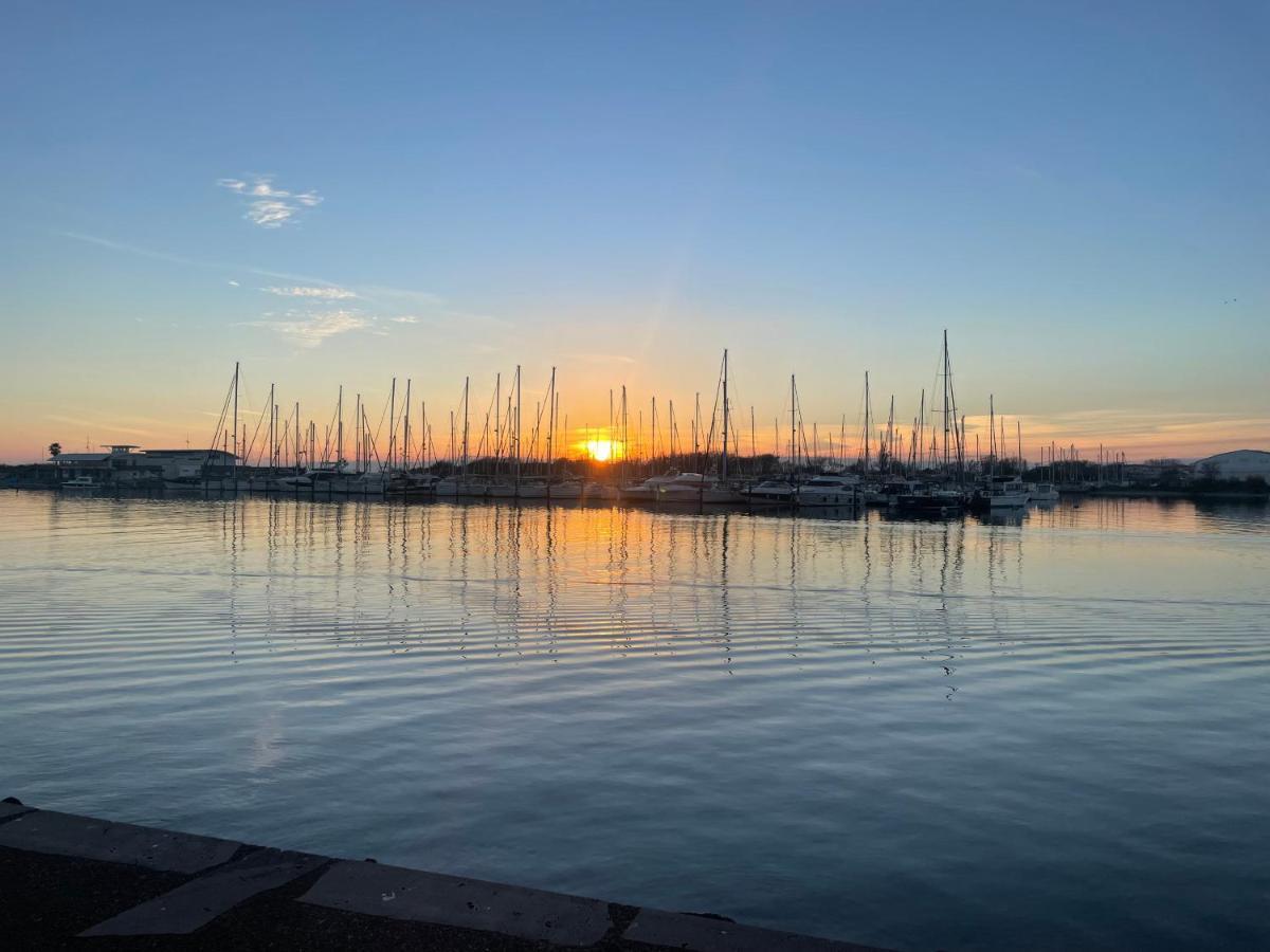 Studio - Les Pieds Dans L'Eau Agreable En Toutes Saisons 4 Couchages - Climatisation - Parking Prive - Piscine Sur Mer - Vue Magnifique Et Rare - Situation Optimum - Les Argonautes - Ile Des Pecheurs - Cap D'אגדה מראה חיצוני תמונה